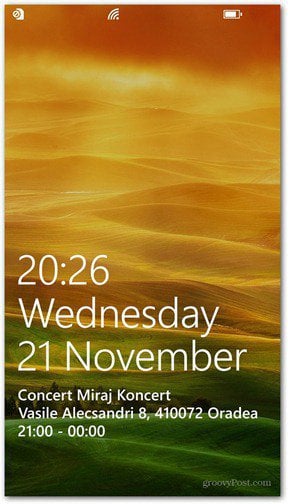 Windows Phone 8 customize lock screen detailed status app