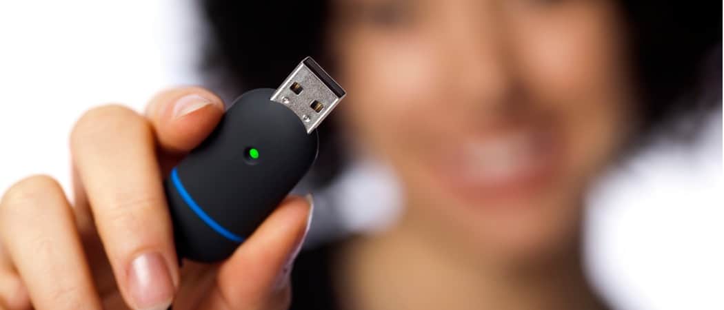 How to Create a Windows 10 USB Recovery Drive - 23